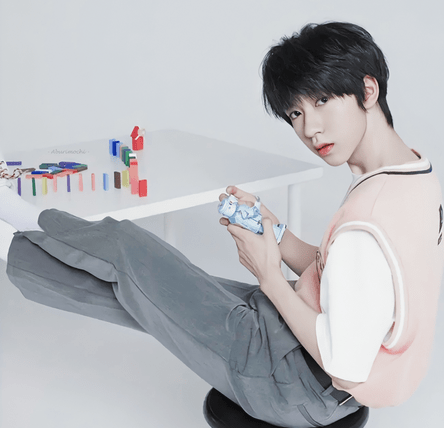 “爱游戏（ayx）中国官方网站”
认可了 是事情人员操作失误！宋亚轩贺峻霖粉丝却继续“掐架”！(图3)