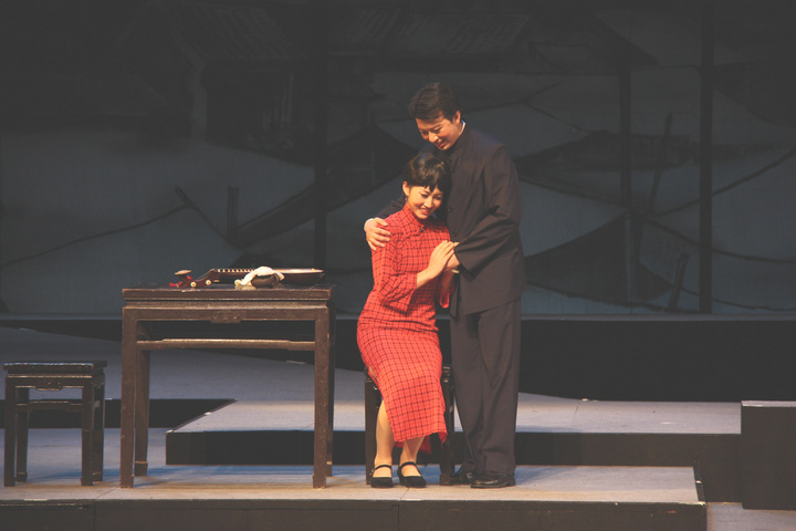 阿贾克斯与塔利亚菲科完成续约：ayx官方网站