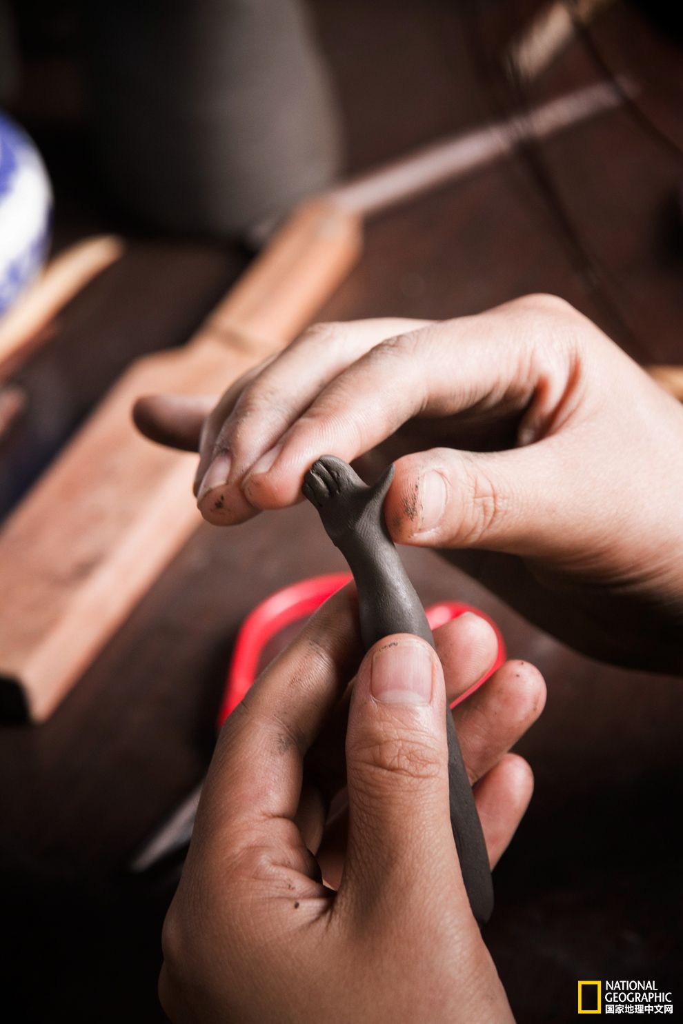 “ayx官网”中国男篮训练有什么? 要求扛着20KG水袋走鸭子步(图4) ayx官网