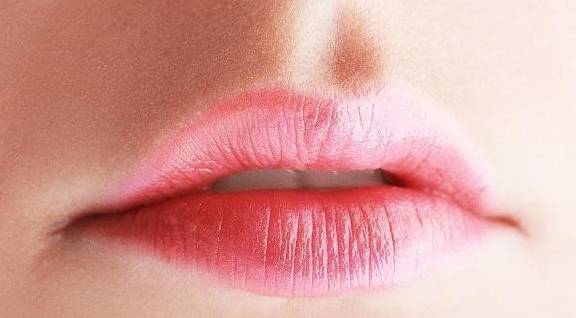 
寿命长的女人 身体通常有五个体现 若你全中 身体康健易长寿【ayx官方网站】(图4)