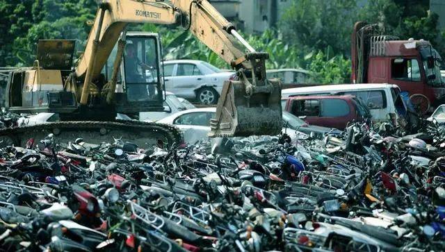 ‘ayx官网’
报废摩托销毁!摩托车报废年限何时取消?(图3) ‘ayx官网’
报废摩托销毁!摩托车报废年限何时取消?(图3)