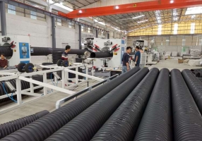 CCTV5+今日节目预告:直播国际乒联世界巡回赛和重播中国女排角逐:爱游戏(ayx)中国官方网站(图2) 爱游戏(ayx)中国官方网站