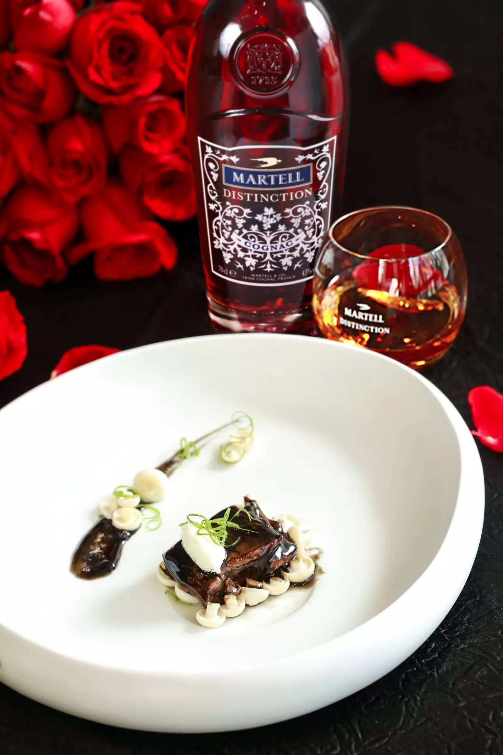 ayx官方网站|基罗纳瓦斯或继续留守皇家马德里